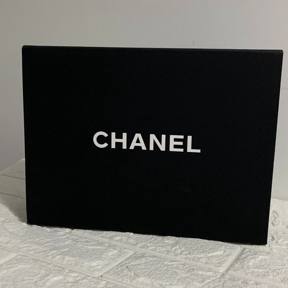 AESTHETIC HOME OFFICE DECORATION DESIGNER STORAGE BOX | BLACK WHITE | MATTE - Picture 2 of 4